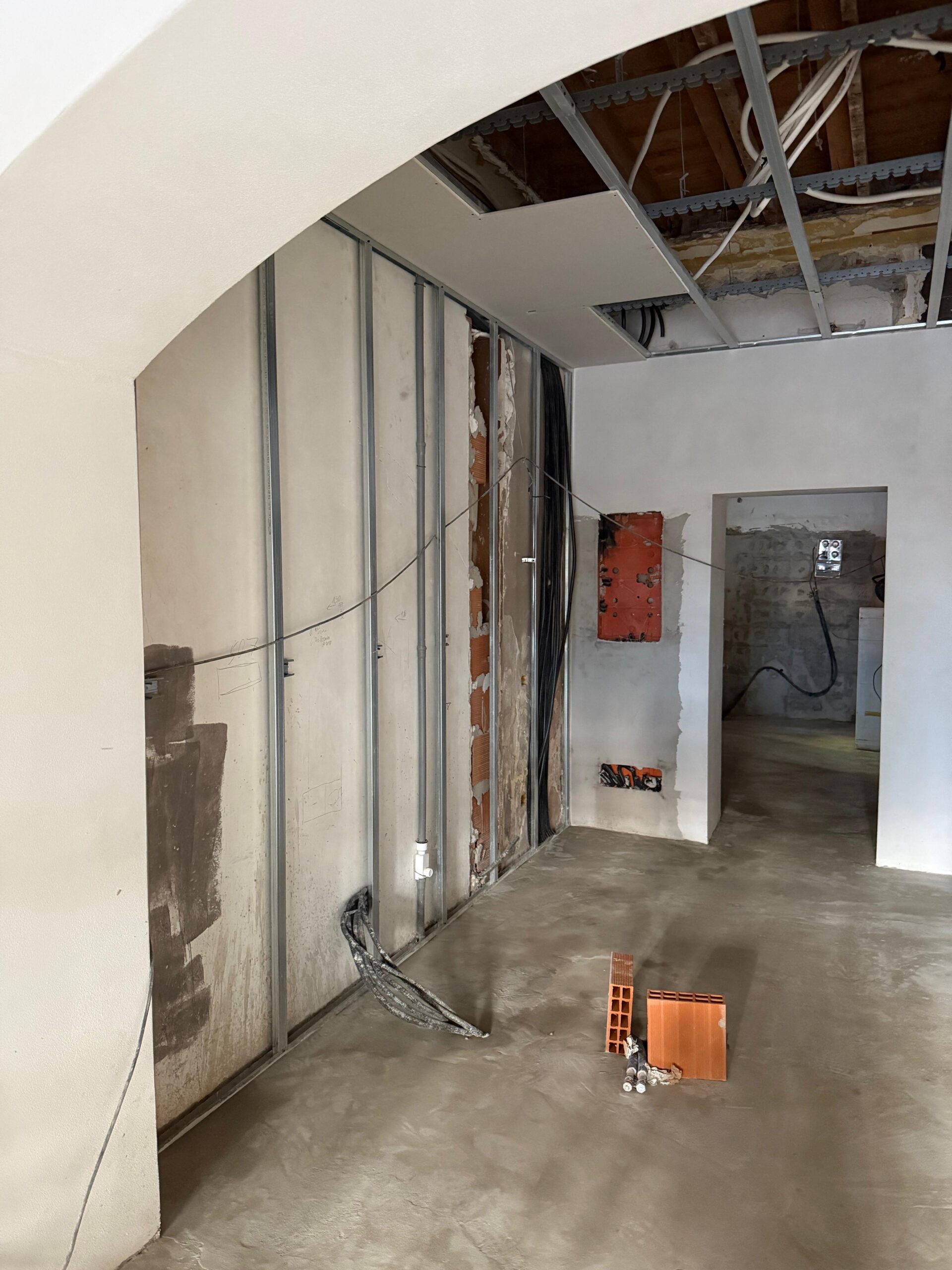 WhatsApp Image 2025-10-15 at 12.37.24