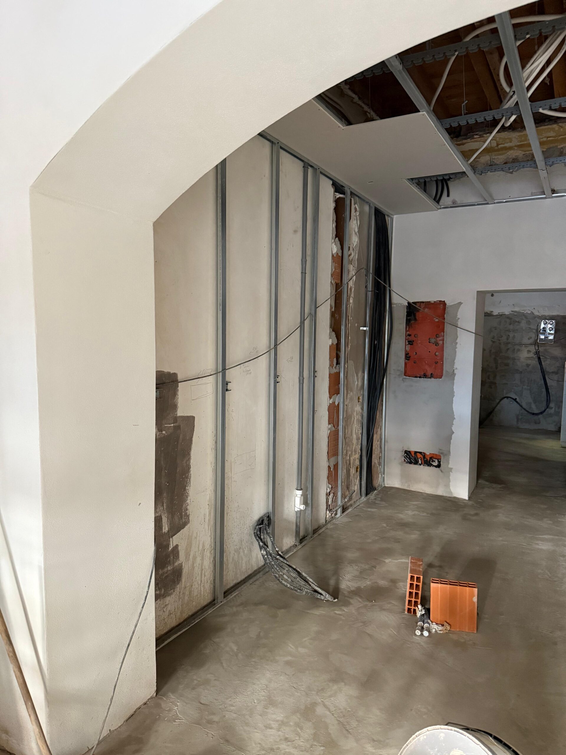 WhatsApp Image 2025-10-15 at 12.37.32